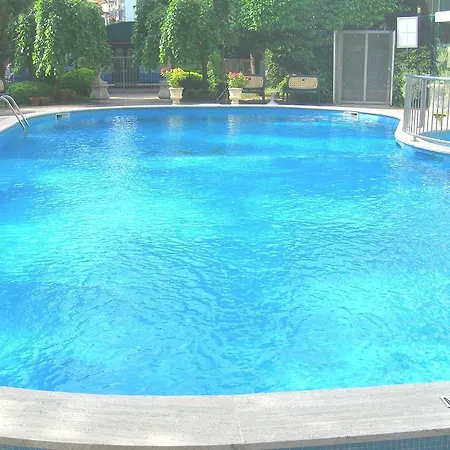 New Tiffany's Park Hotel 3*