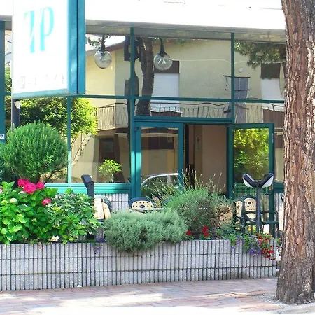 New Tiffany's Park 3*