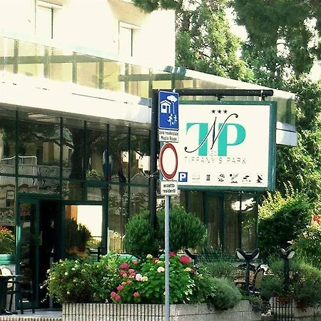 Hotel New Tiffany's Park