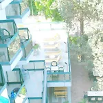 New Tiffany's Park מלון 3*