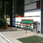 New Tiffany's Park מלון