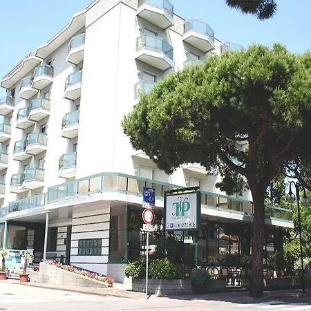 新蒂芙尼公园酒店 3*