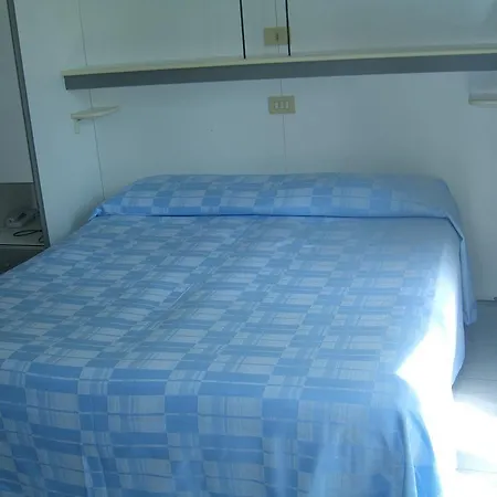 New Tiffany's Park Hotel