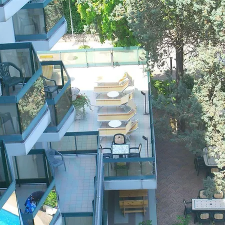 Hotel New Tiffany's Park