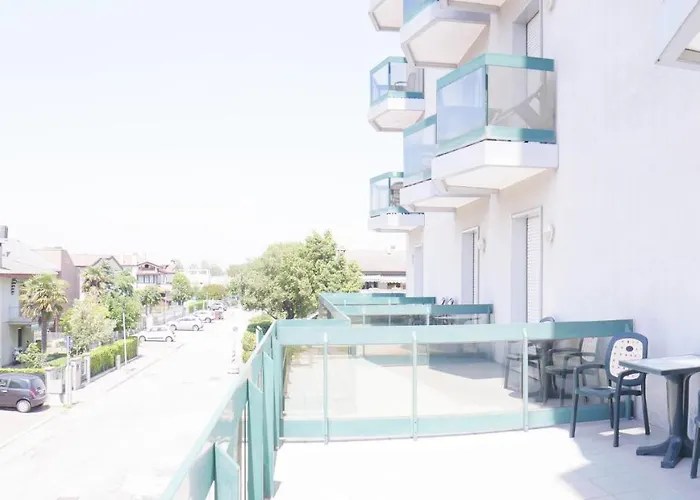 New Tiffany's Park 3*