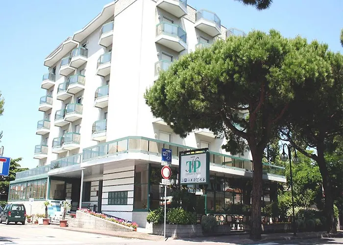 New Tiffany's Park 3*