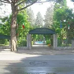 New Tiffany's Park Hotel